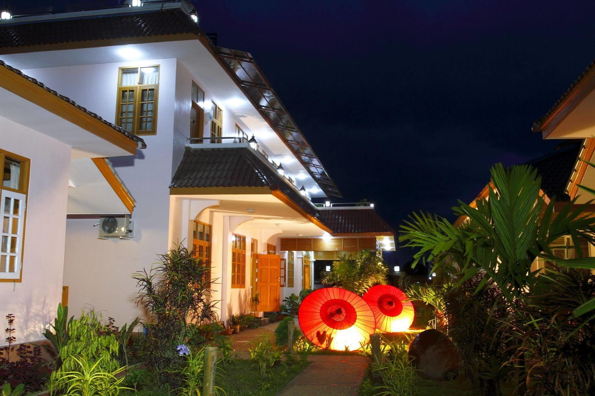 Inle Lotus Hotel Nyaung Shwe Exterior foto